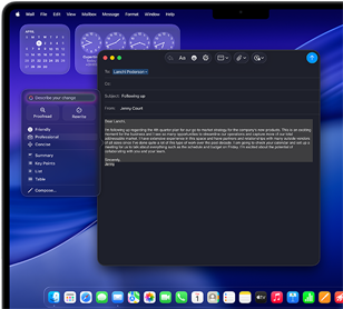 Apple Intelligence Schreibtools helfen beim Bearbeiten einer E-Mail auf einem 14 Zoll MacBook Pro Bildschirm mit den Uhr- und Kalender-Widgets im Hintergrund